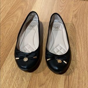 Vince Camuto VP LUNNA Flats 8B Black
